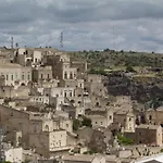 Fiorentini Матера